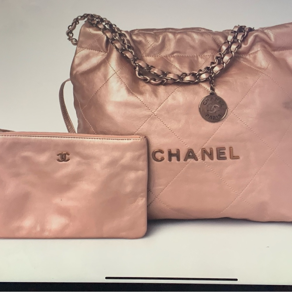 Luxury Metallc Pink Quilted 22 Shoulder Bag